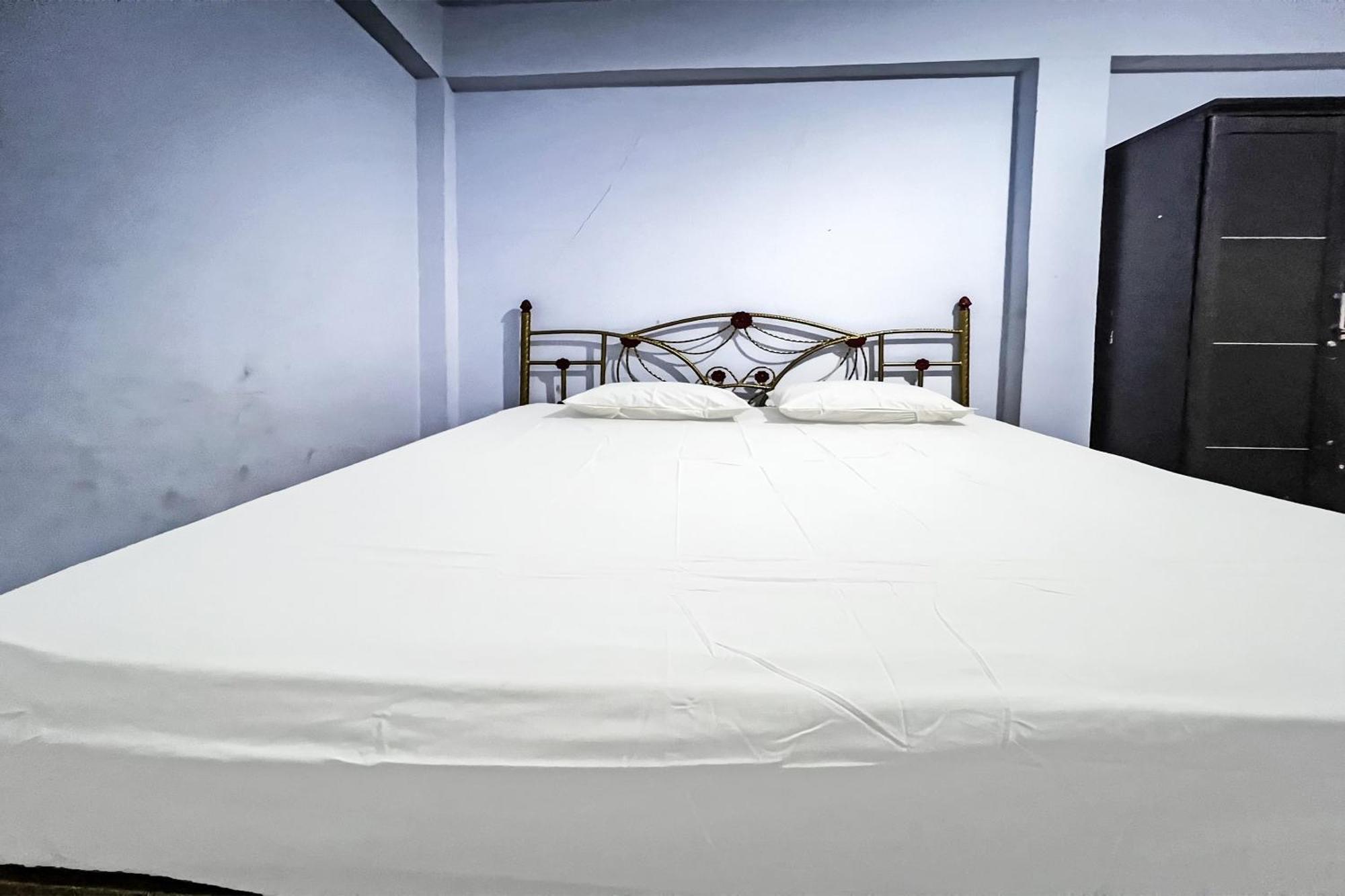 Oyo 91757 Surya Hotelneartaman Anggrek Pkk Watansoppeng Lalabata Exterior foto